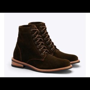 Nisolo Amalia Dark Olive Size 8 Boots.